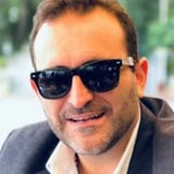 Roberto Rodriguez, asesor comercial